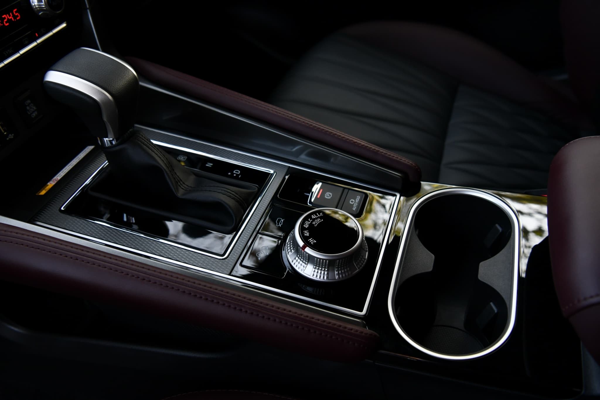 Pajero Sport PRIME thumbnail 3