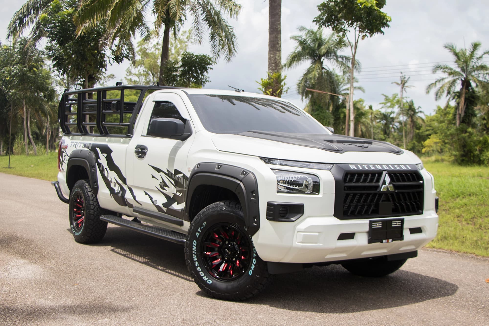 Triton Single Cab 4WD